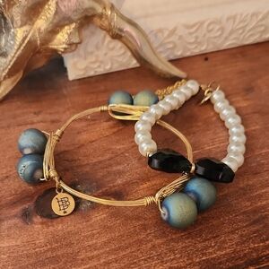 Elegant Gold and Black Beaded Bracelet